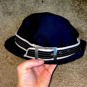 Banana republic bucket hat
